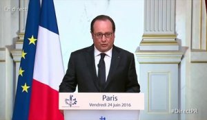 Brexit: pour Hollande, "le vote des Britanniques met l'Europe à l'épreuve"