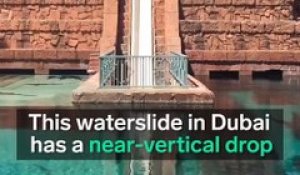Super steep waterslide : la nouvelle attraction à sensation de Dubaï