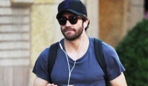 Jake Gyllenhaal retourne sur les planches à Broadway dans Burn This