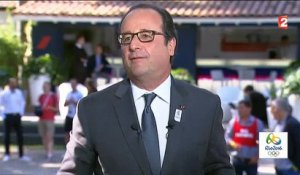 François Hollande interrogé par Daniel Bilalian sur les JO 2024 qui pourraient être à Paris - Regardez