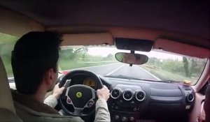 Dans sa Ferrari F430 il évite le crash de justesse