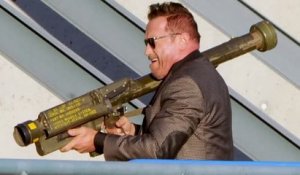 Arnold Schwarzenegger se bat contre des assassins à Vancouver