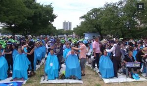 900 Sud-Coréens se rasent la tête simultanément