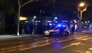 Les policiers en colère chantent la Marseillaise devant la préfecture du Tarn