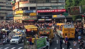 Mouvement de foule géant à Taïwan provoqué par l'apparition d'un pokémon rare - Pokémon GO