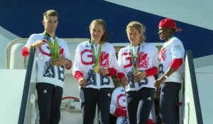 Les athlètes britanniques accueillis triomphalement à Londres