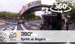[Video 360°] Sprint et photo-finish à Angers - Tour de France 2016