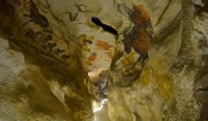 Visite en avant-première de Lascaux 4 pour Simon Coencas l'un des découvreurs-inventeurs de cette grotte