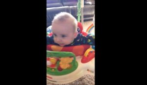 Bebe Qui Dit Non Non Non Non Cute Baby Sur Orange Videos