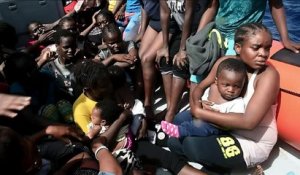 Méditerranée: des migrants morts à bord d'un canot surchargé