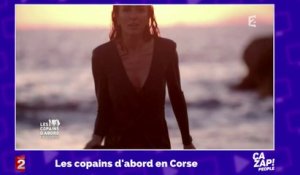 Jenifer très sensuelle dans Les Copains d'abord en Corse