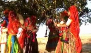 Hindo Hole Do - Ud Gayi Nindaldi Loor - Rajasthani Songs
