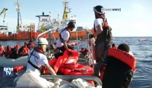Sur les bateaux qui sauvent les migrants en Méditerranée