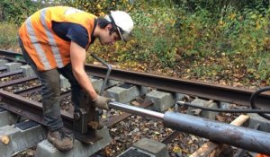 Pose de rails sur la ligne Guingamp-Paimpol