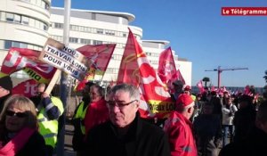 Lorient. 300 agents de la Fonction publique manifestent