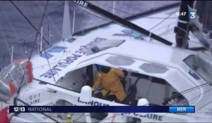 Vendée Globe : Armel Le Cléac'h a croisé la route d'une frégate de la Marine nationale