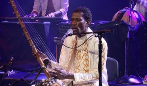 Abou Diarra, chant, n'goni - Joël Kaboré, percussion, Moussa Koïta, clavier