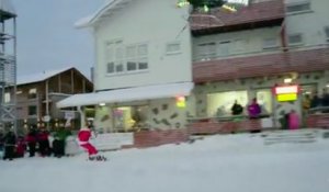 Un homme fabrique un drone pour faire du snowboard !