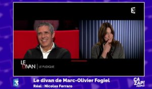 Carla Bruni fume en direct sur France 3, Julien Clerc se marre !