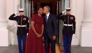 Le dernier baiser des Obama sur le perron de la Maison-Blanche