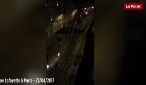 Manifestation Rue Lafayette à Paris suite aux résultats du 1er tour