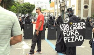 Brésil: violentes manifestations anti-austérité à Rio de Janeiro