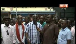 Adjamé : Les commerçants en colère manifestent devant la mairie