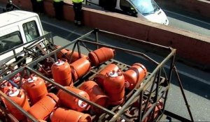 Espagne : la police tire sur un camion chargé de bonbonnes de gaz volé par un "déséquilibré"