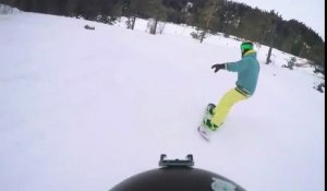 Un snowboard ne s'attendait pas à tomber sur ça pendant sa descente !