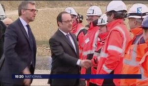 Coup de feu accidentel : deux blessés lors du discours de François Hollande