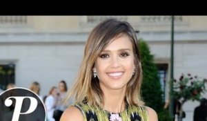 Fashion Week - Jessica Alba radieuse au defilé Giambattista Valli - Fashion Week