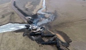 Etats-Unis : le déraillement d'un train transportant de l'éthanol provoque un immense incendie