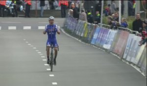 Cyclisme - A travers la Flandre : Victoire de Lampaert