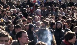 Des milliers de Russes manifestent contre la corruption