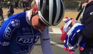 Tour des Flandres 2017 - Roxane Knetemann à l'arrivée du Ronde avec le soigneur Charles Bourgeois