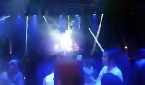 En Tunisie, un DJ britannique mixe l’appel à la prière dans une discothèque qui finit par fermer
