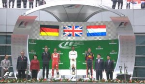 Grand Prix de Chine - L'hymne britannique après la victoire d'Hamilton