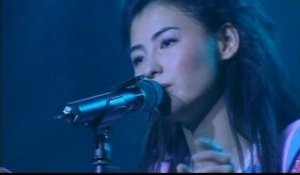 Cecilia Zhang - Bu Yi Yang De Wo (California Red 903 Live)