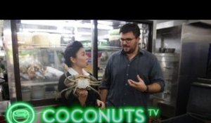 How to eat crab in Singapore | Coconuts TV