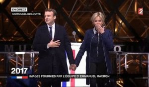 Emmanuel Macron et sa femme au Louvre à la fin du discours