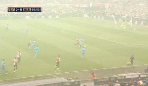 Pays-Bas - Kuyt marque son 100e but avec Feyenoord