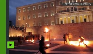 Des heurts ont éclaté devant le Parlement grec après l’adoption de nouvelles mesures d’austérité