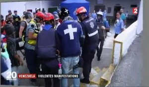 Venezuela : de violentes manifestations contre le président Maduro