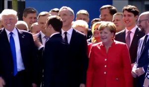 La poignée de main très virile entre Donald Trump et Emmanuel Macron