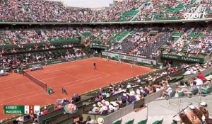Roland-Garros 2017 : Première sensation avec l’élimination de la numéro une mondiale Kerber par Makarova (2-6, 2-6)