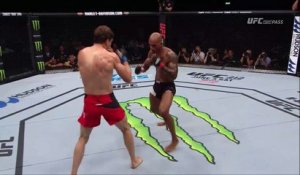 Regardez comment la jambe de ce combattant UFC se met à faire n'importe quoi