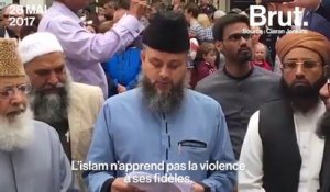 Des imams défilent après l’attentat de Manchester