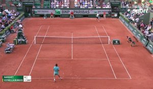 Roland-Garros 2017 : Gasquet fusille Estrella Burgos avec son revers ! (6-1)