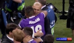 Quand James Rodriguez tente d'éviter Zidane après le sacre !