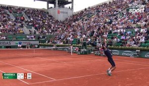 Roland-Garros 2017 : Partie de flipper avec le filet, c'est encore Wawrinka qui déborde Cilic ! (6-3, 6-3, 2-0)
